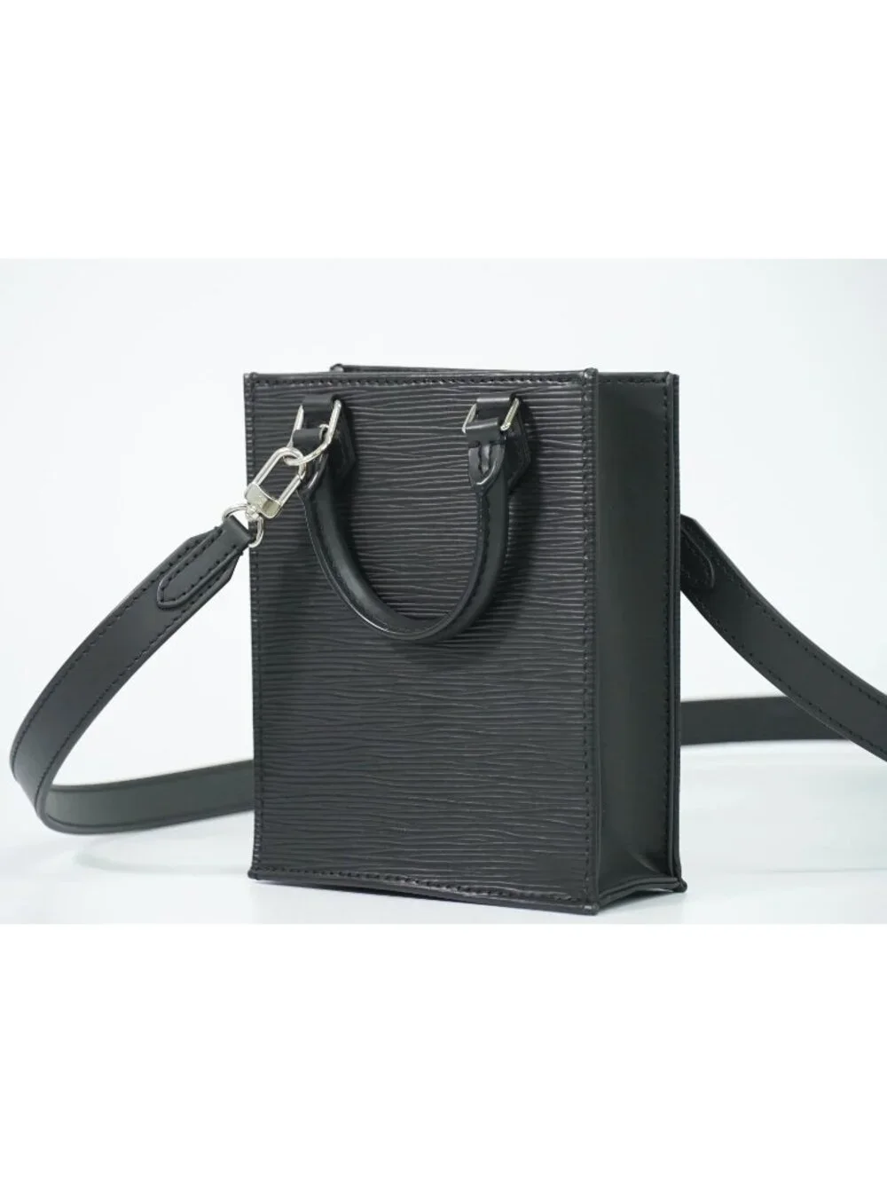 Louis Vuitton LV Petite Sac Plat Epi Leather 2-Way Shoulder Bag Noir Black